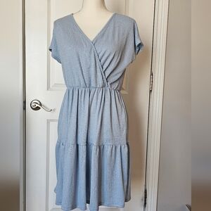 Caution Th The Wind Blue Dress size Large